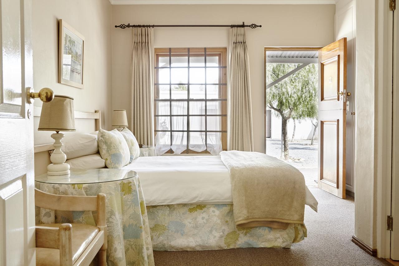Lord Milner Hotel Matjiesfontein ภายนอก รูปภาพ