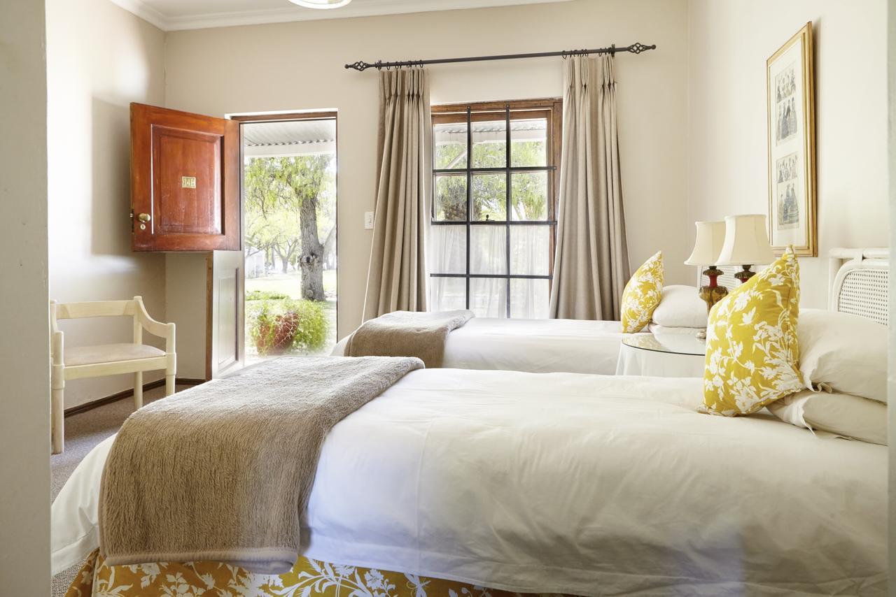 Lord Milner Hotel Matjiesfontein ภายนอก รูปภาพ