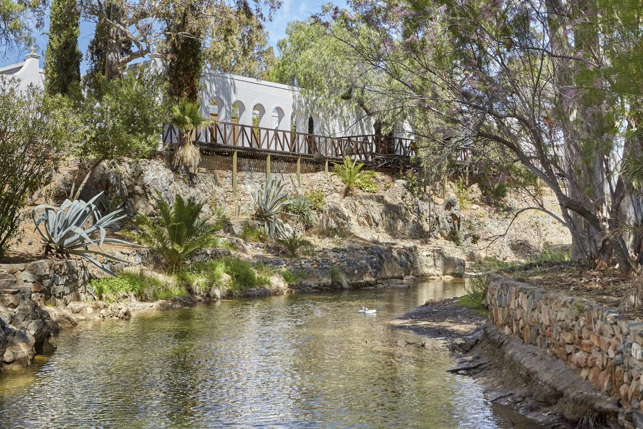 Lord Milner Hotel Matjiesfontein ภายนอก รูปภาพ