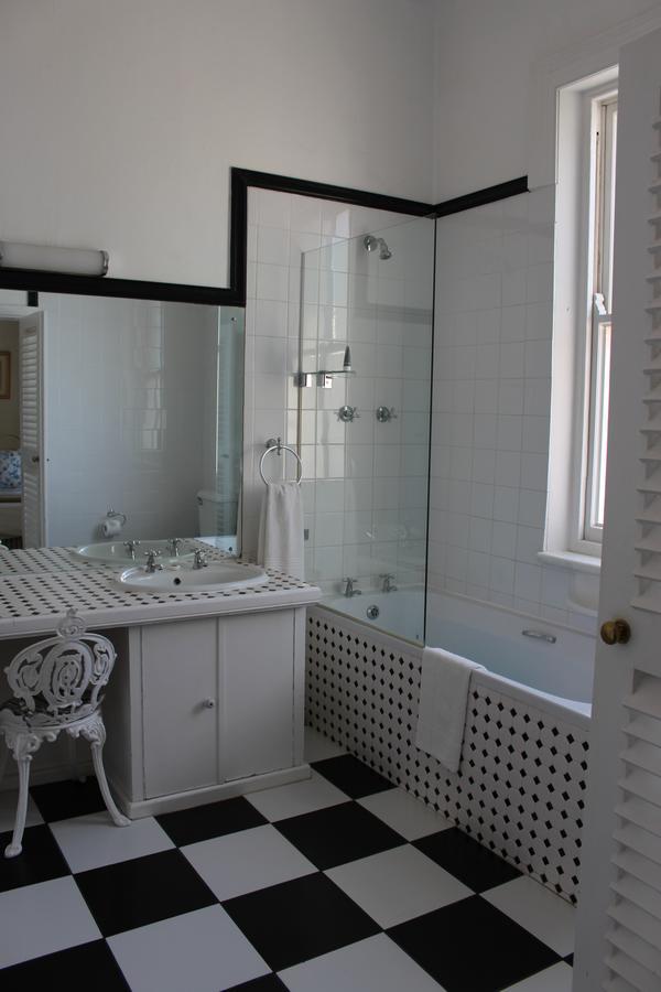 Lord Milner Hotel Matjiesfontein ภายนอก รูปภาพ