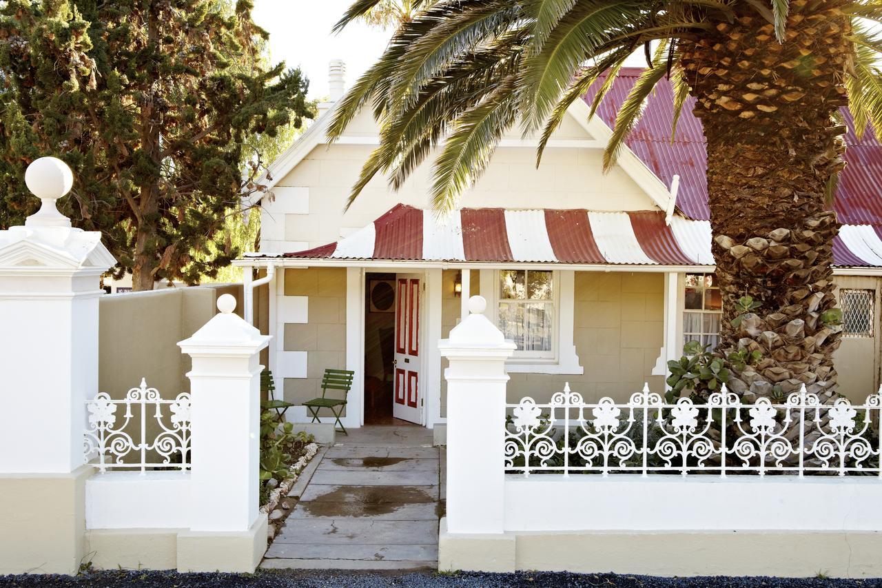 Lord Milner Hotel Matjiesfontein ภายนอก รูปภาพ